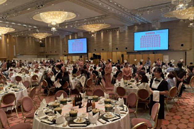 多くの社員が一堂に会し、一体感を醸成する場として開催